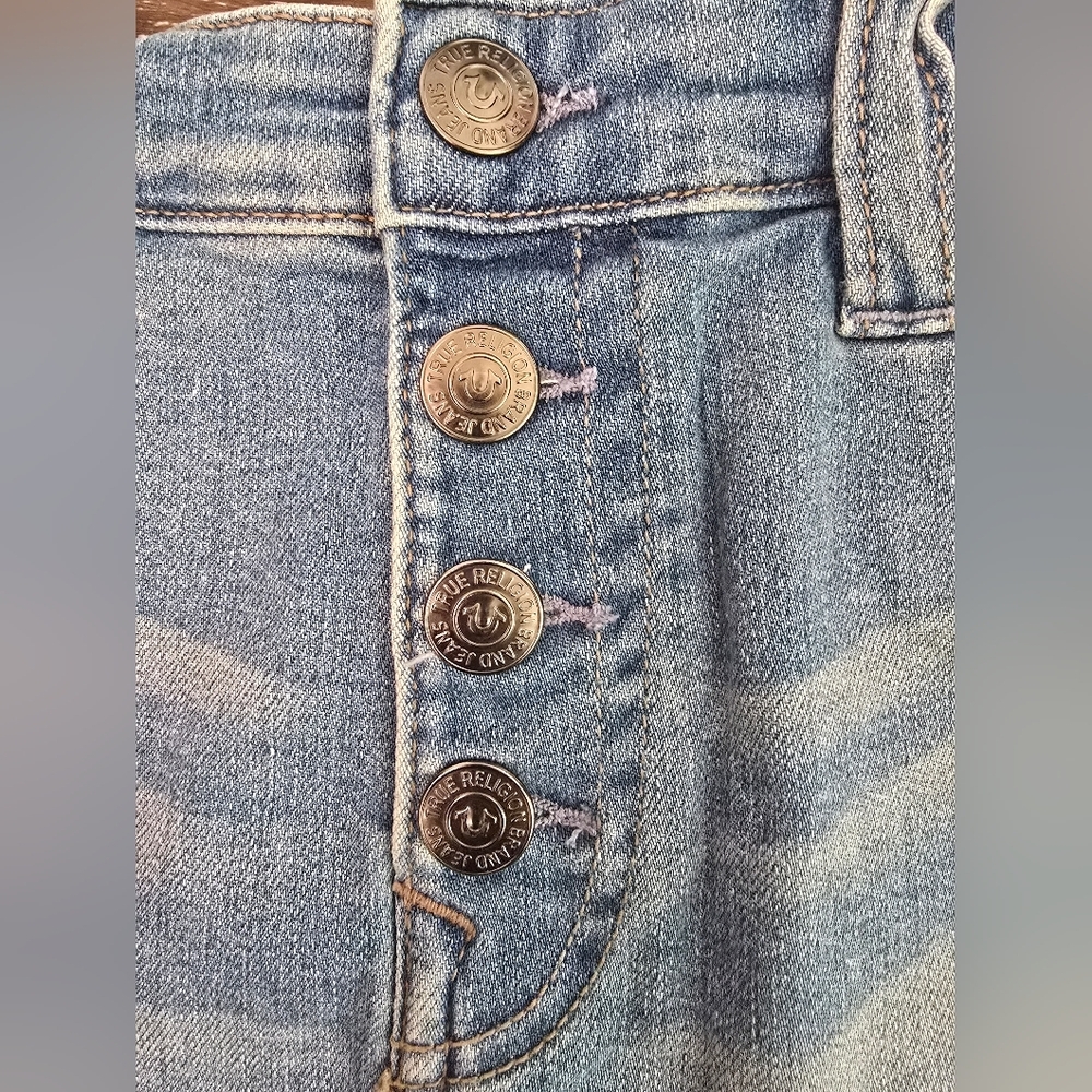 NEW TRUE RELIGION BLUE SHORT SIZE W31  high rise short  nwt - Picture 12 of 12